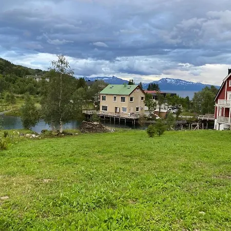 House On The Lake Bogen Exterior foto